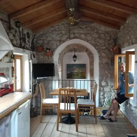 Il Rustico Di 度假居 Peri